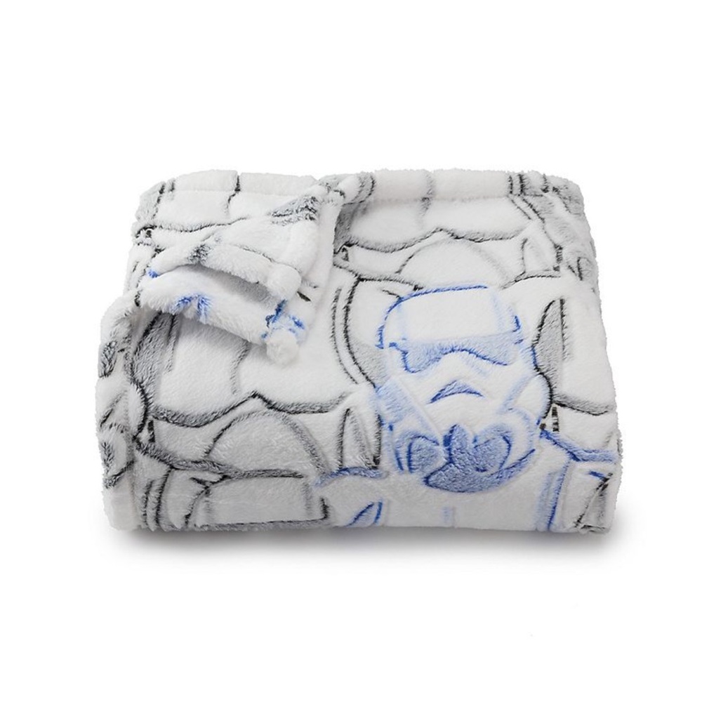 Star Wars Big Plush Throw in White and Black - Picture 4 of 4